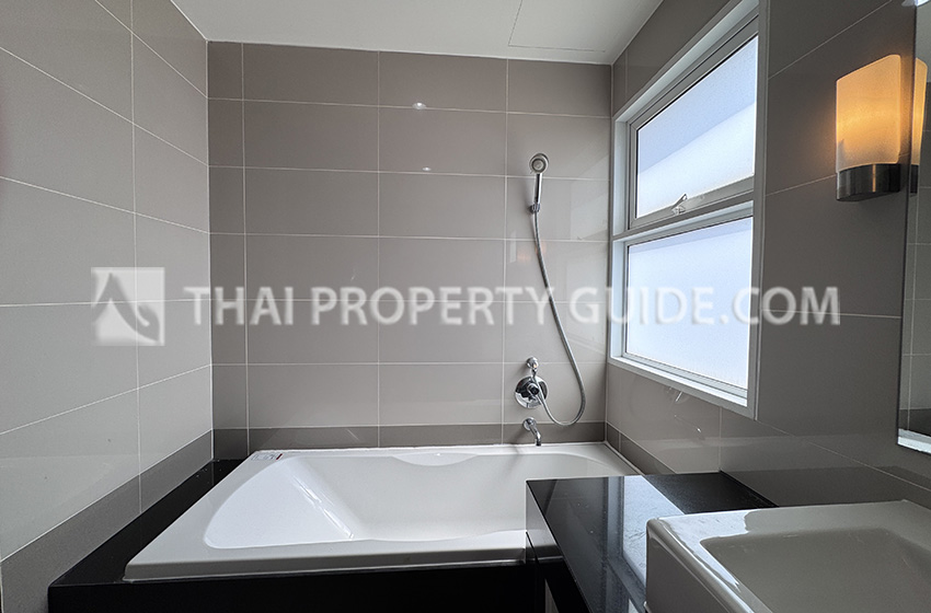 Condominium in Sathorn 